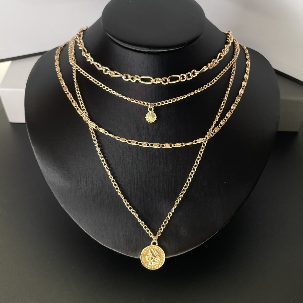 Collar con Colgante de Retrato - Layered Pendant Necklace Aesthetic reseña y precio