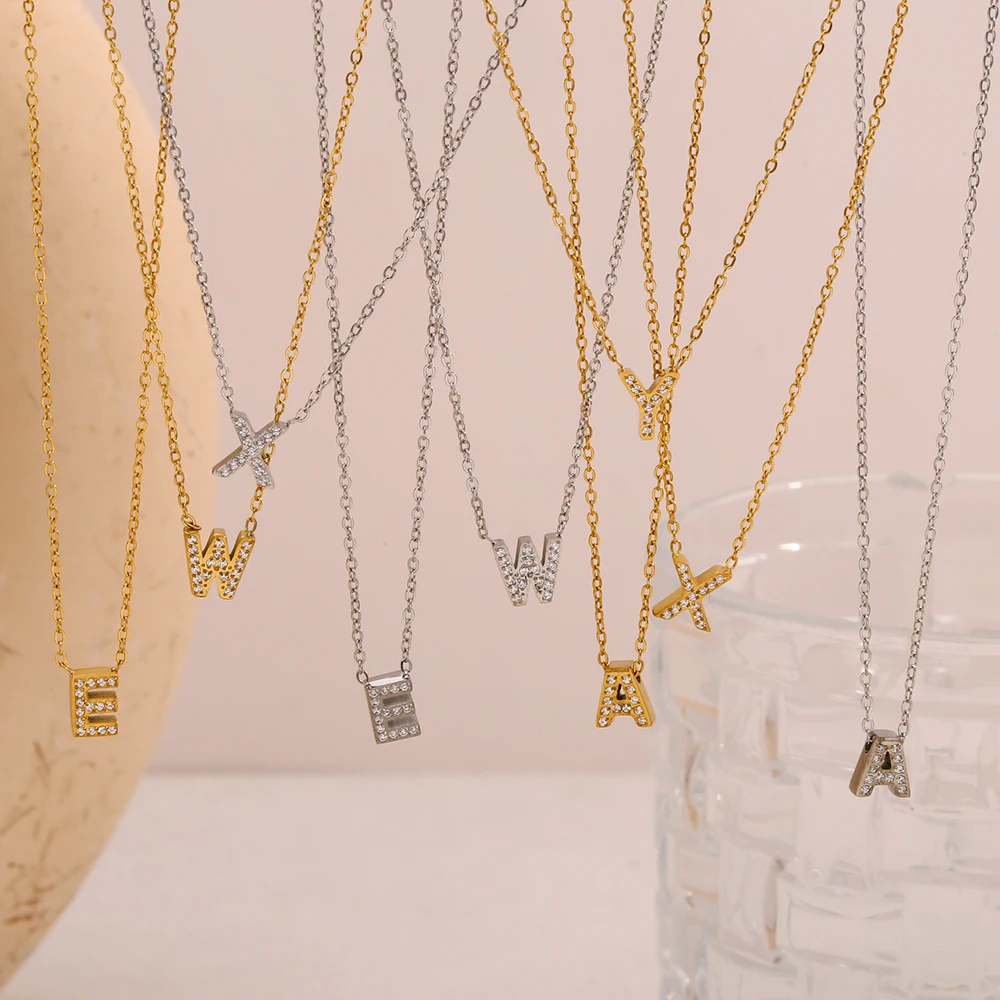 E.B.belle-collar con colgante  - Initial Letter Necklace 18K Gold reseña y precio