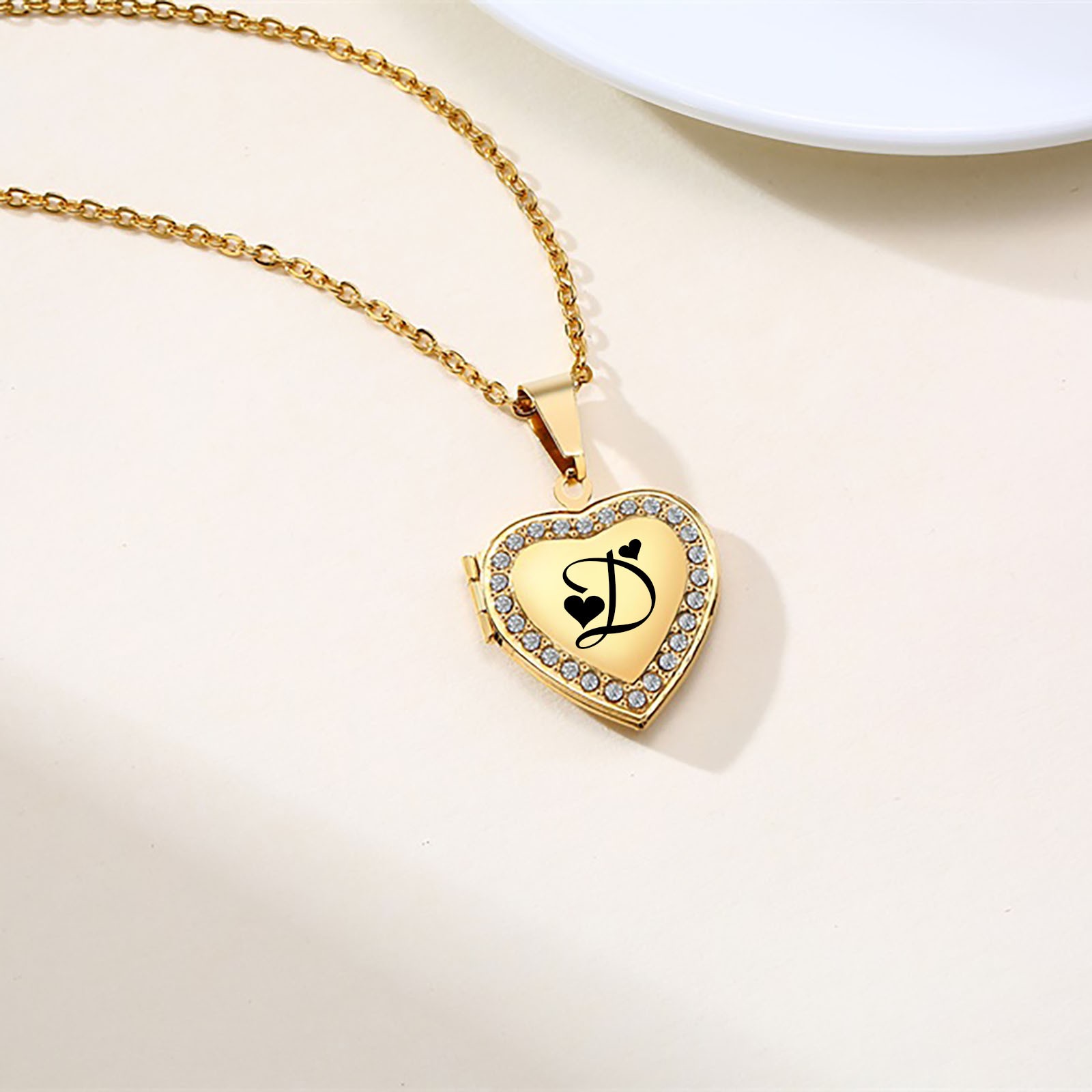 Colgante con medallón de coraz - Heart Locket Necklace Photo reseña y precio