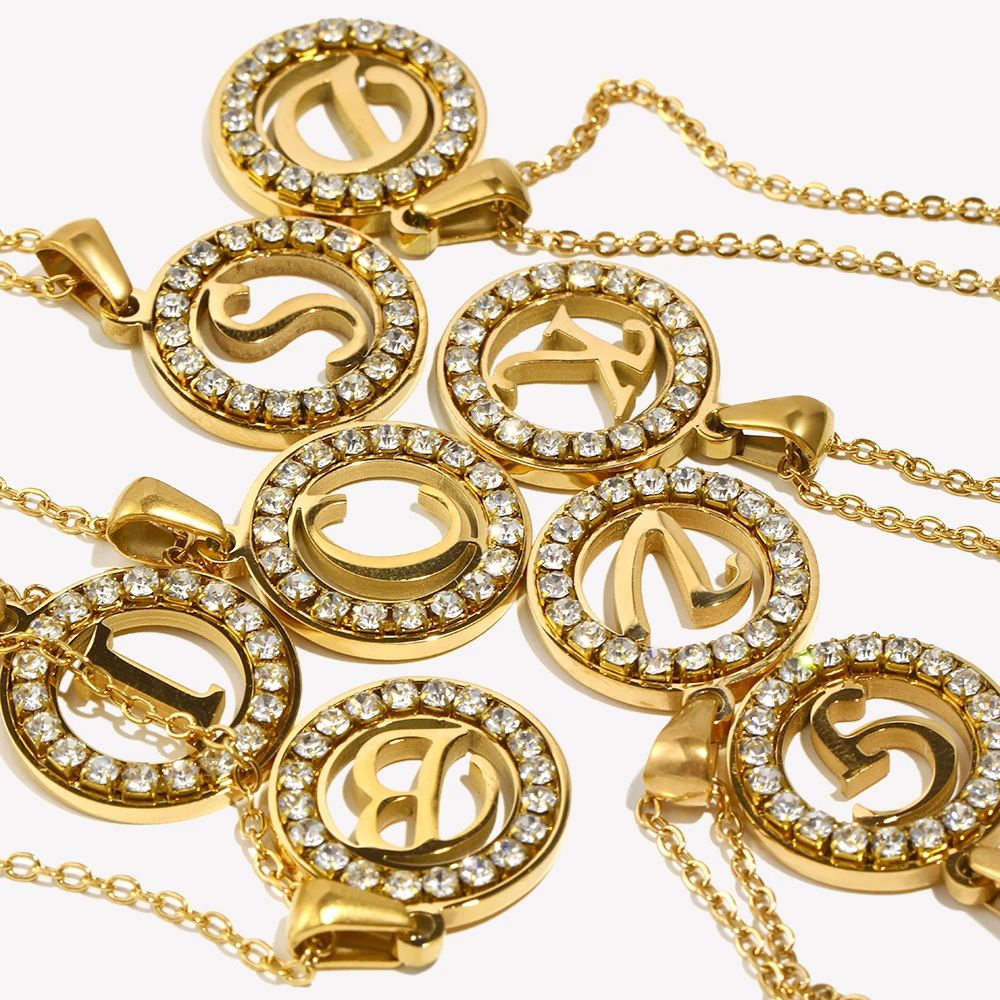 E.B.belle Collar con 26 inicia - Initial Letter Necklace 18K Gold reseña y precio