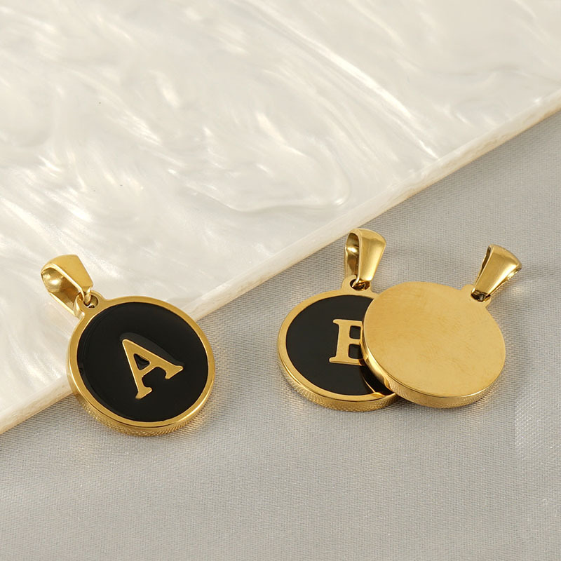 Colgante de acero inoxidable c - Initial Letter Necklace 18K Gold reseña y precio