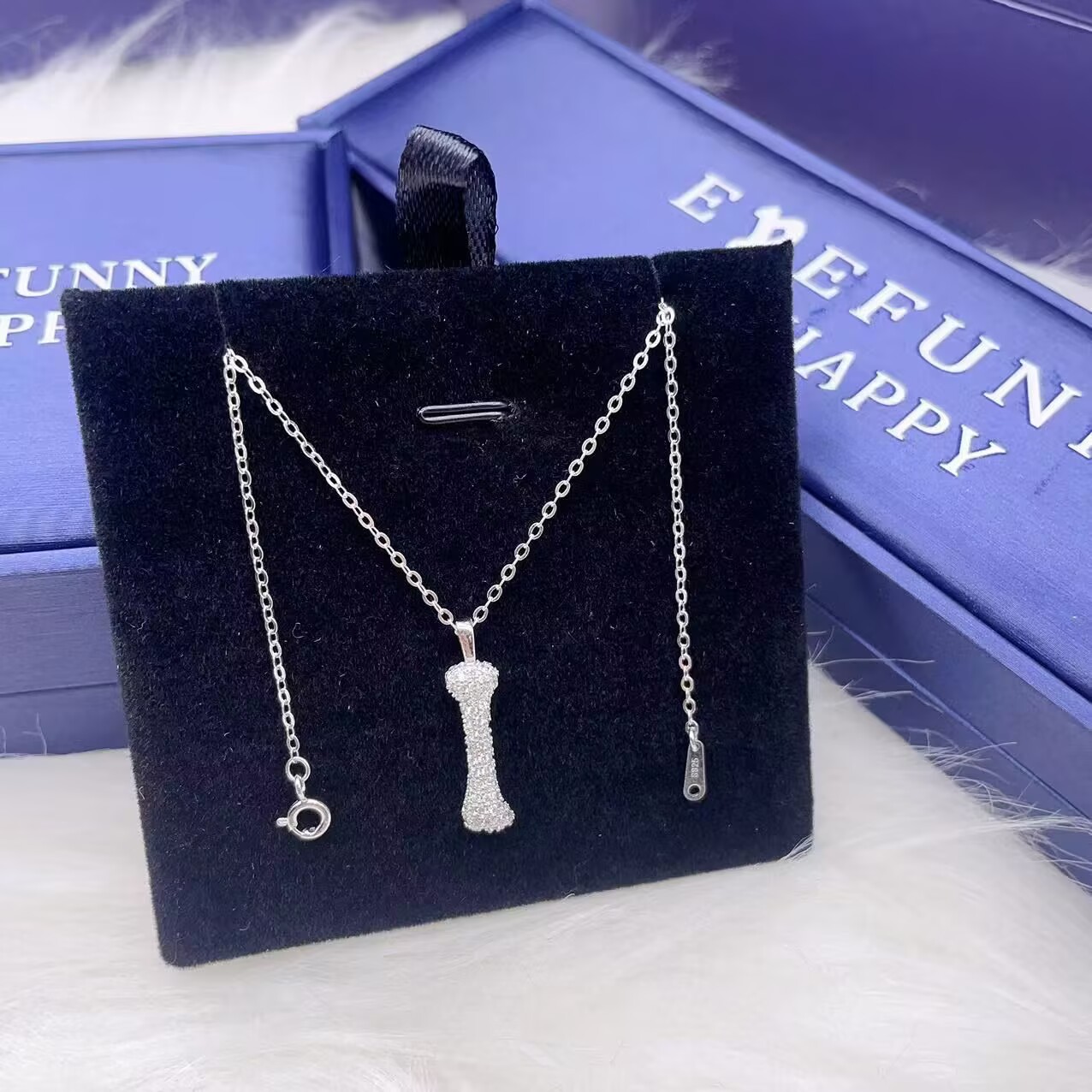 ¡Versión mejorada! El collar c - Anime Pendant Necklace reseña y precio