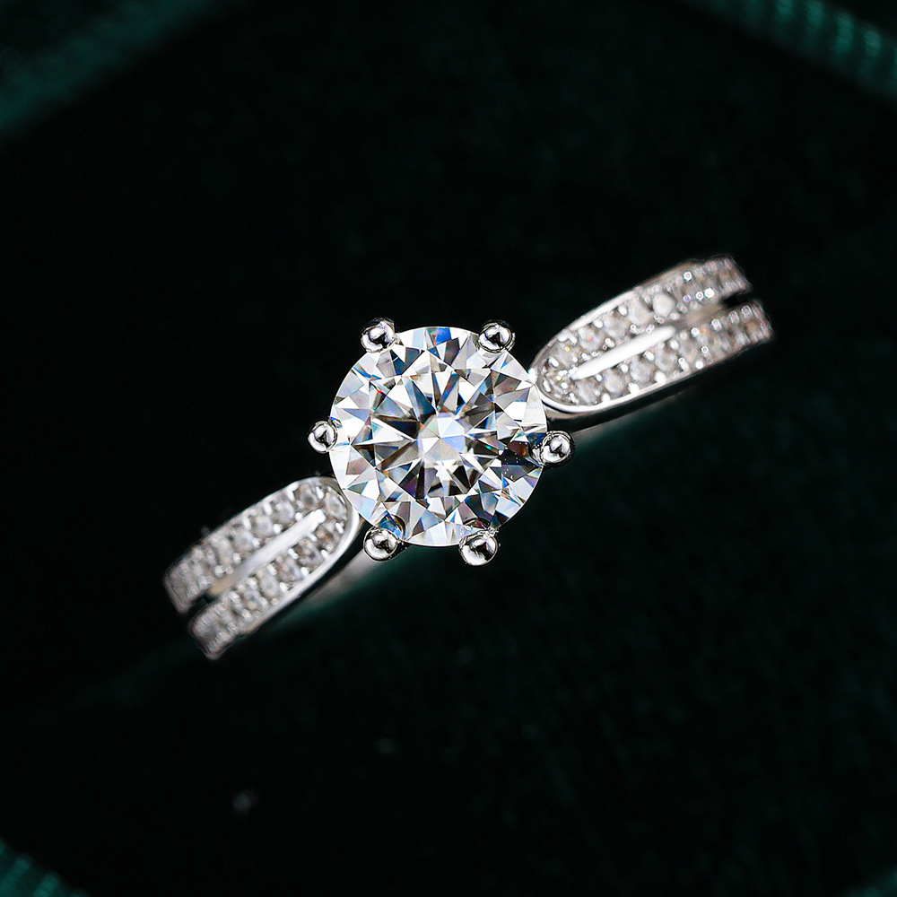 Anillo de compromiso clásico d - Moissanite Engagement Ring 1 Carat reseña y precio