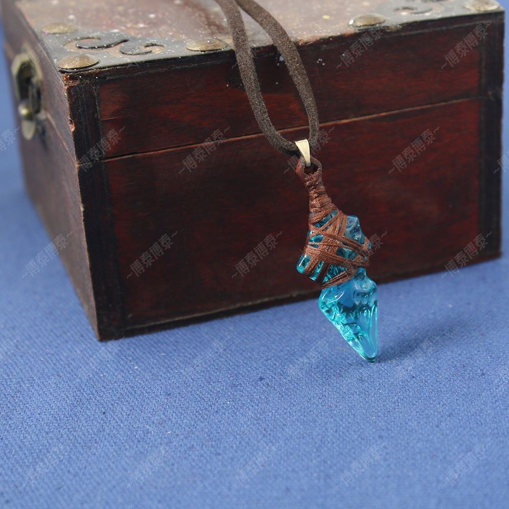 Accesorios de cosplay del jueg - Anime Pendant Necklace reseña y precio