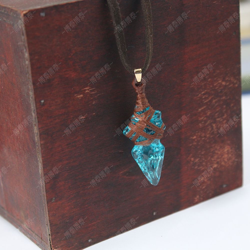 Accesorios de cosplay del jueg - Anime Pendant Necklace reseña y precio