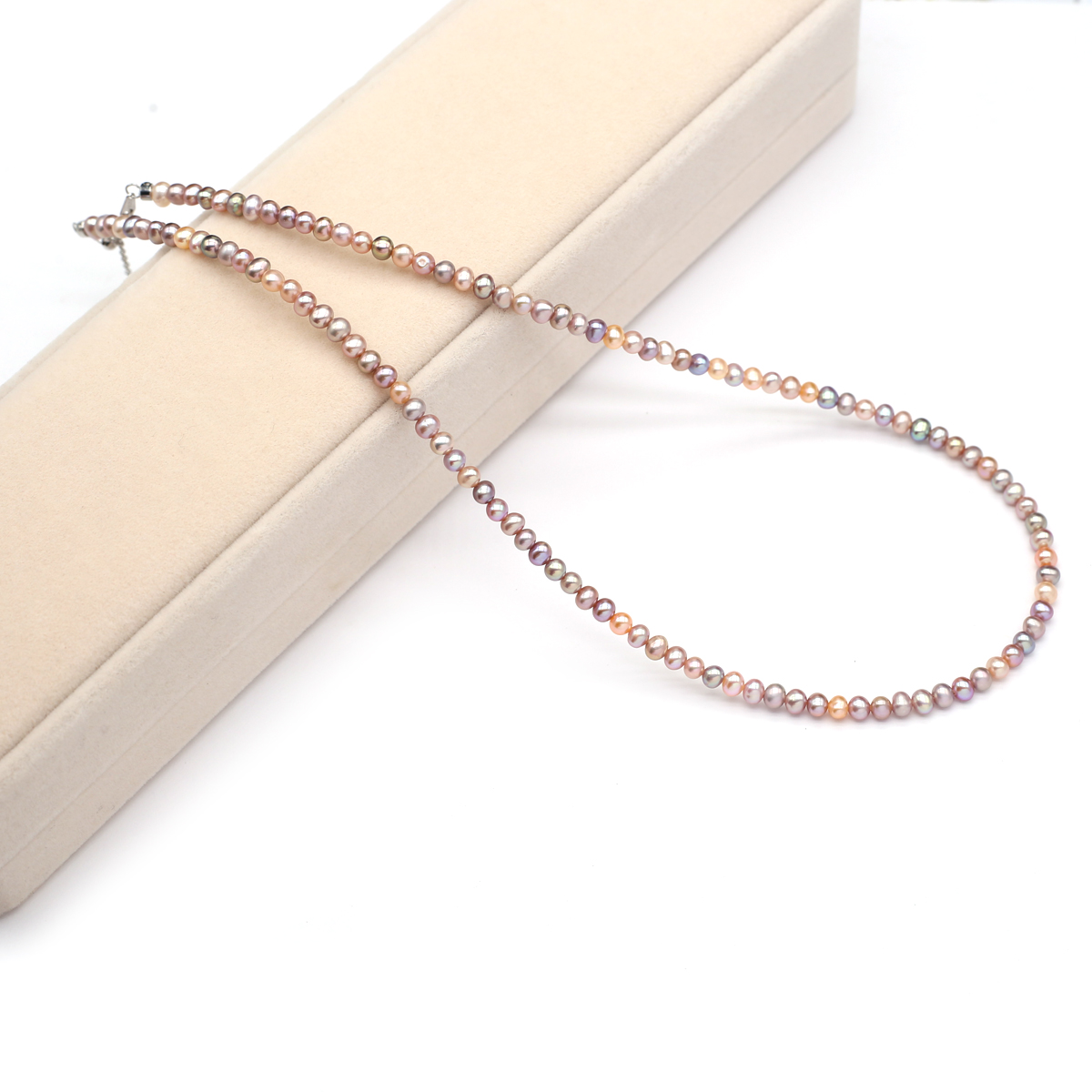 Collar de perlas naturales de  - Necklaces reseña y precio